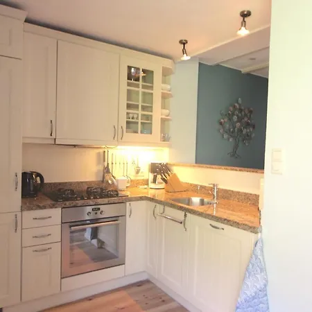Fijne 50 Mtr Het Apartment *