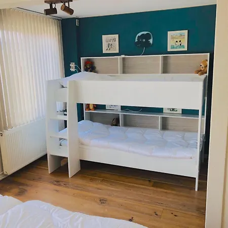 Fijne 50 Mtr Het Lägenhet *