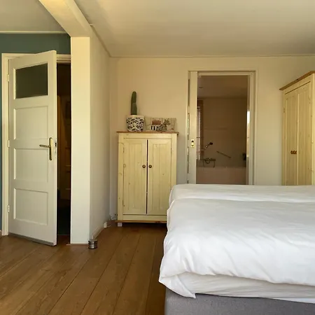 Apartament Fijne 50 Mtr Het *