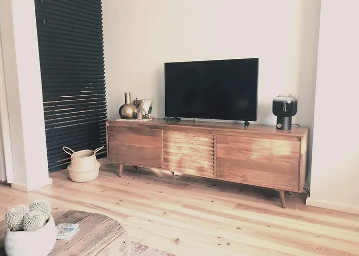 Fijne 50 Mtr Het Apartament