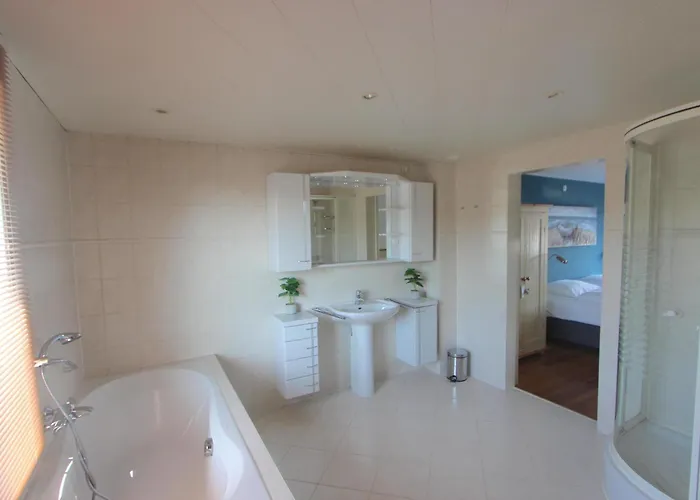 Apartament Fijne 50 Mtr Het *